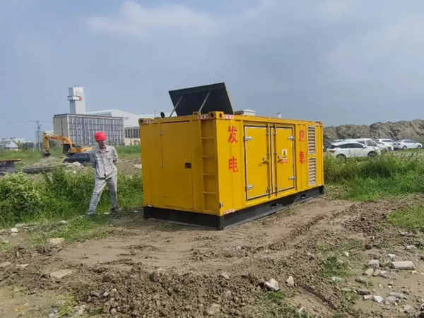 余姚200KW柴油发电机机组每小时的油耗量受哪些因素影响？